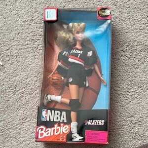 Barbie NBA Portland TrailBlazers Doll in Black and Red